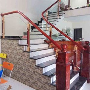 Cầu thang kính trụ cao tay vịn gỗ Lim Nam Phi CT027