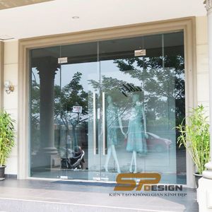 Cửa kính 12mm cường lực 2 cánh mở quay- CK002