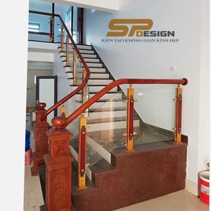 Cầu thang kính đẹp CT080