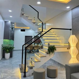 Cầu thang kính đẹp hiện đại CT0088