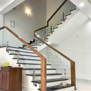 Cầu thang kính đẹp CT095
