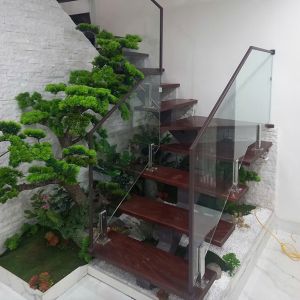 Cầu thang kính cường lực 10mm tay nhôm 3D trụ thấp CT101