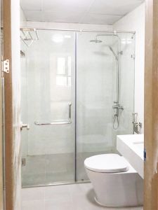 Vách kính phòng tắm bản lề 180 độ kính kính VKT007